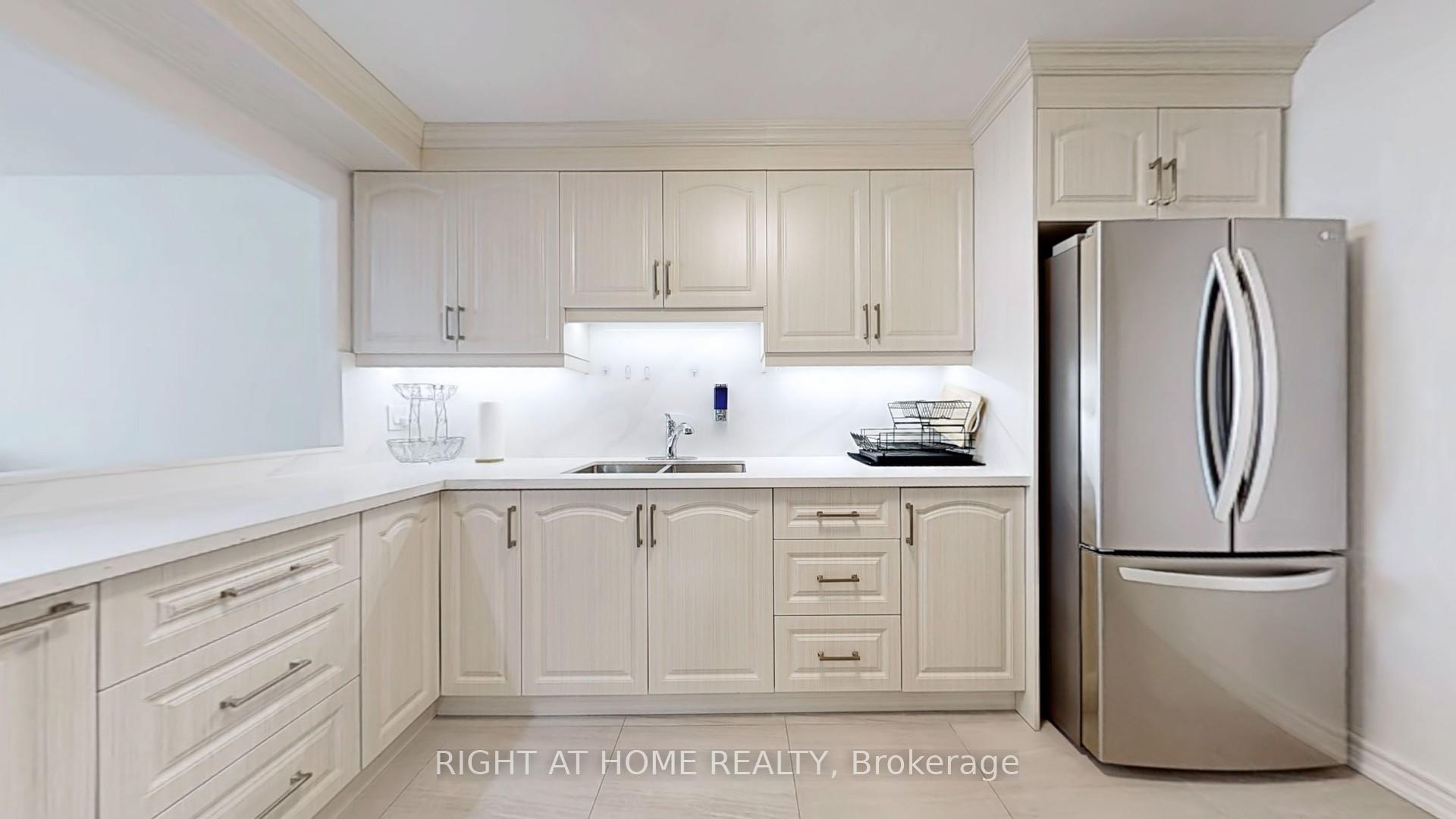 3 Bedrooms Condo at 75 Bamburgh, Toronto For sale