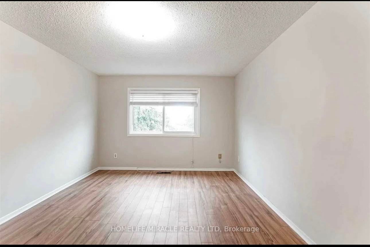 6900 Estoril Road, #Main Floor
