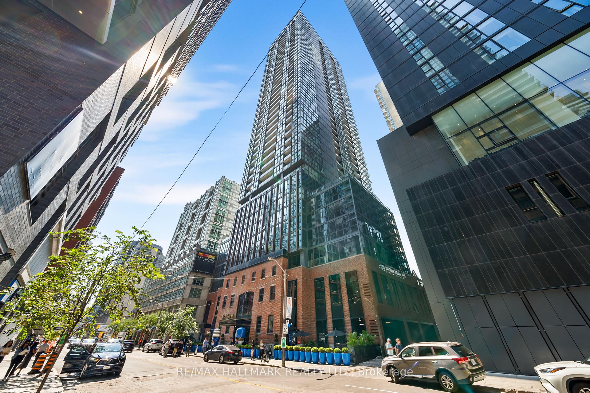 2 Bedrooms Condo at 88 Blue Jays, Toronto For sale