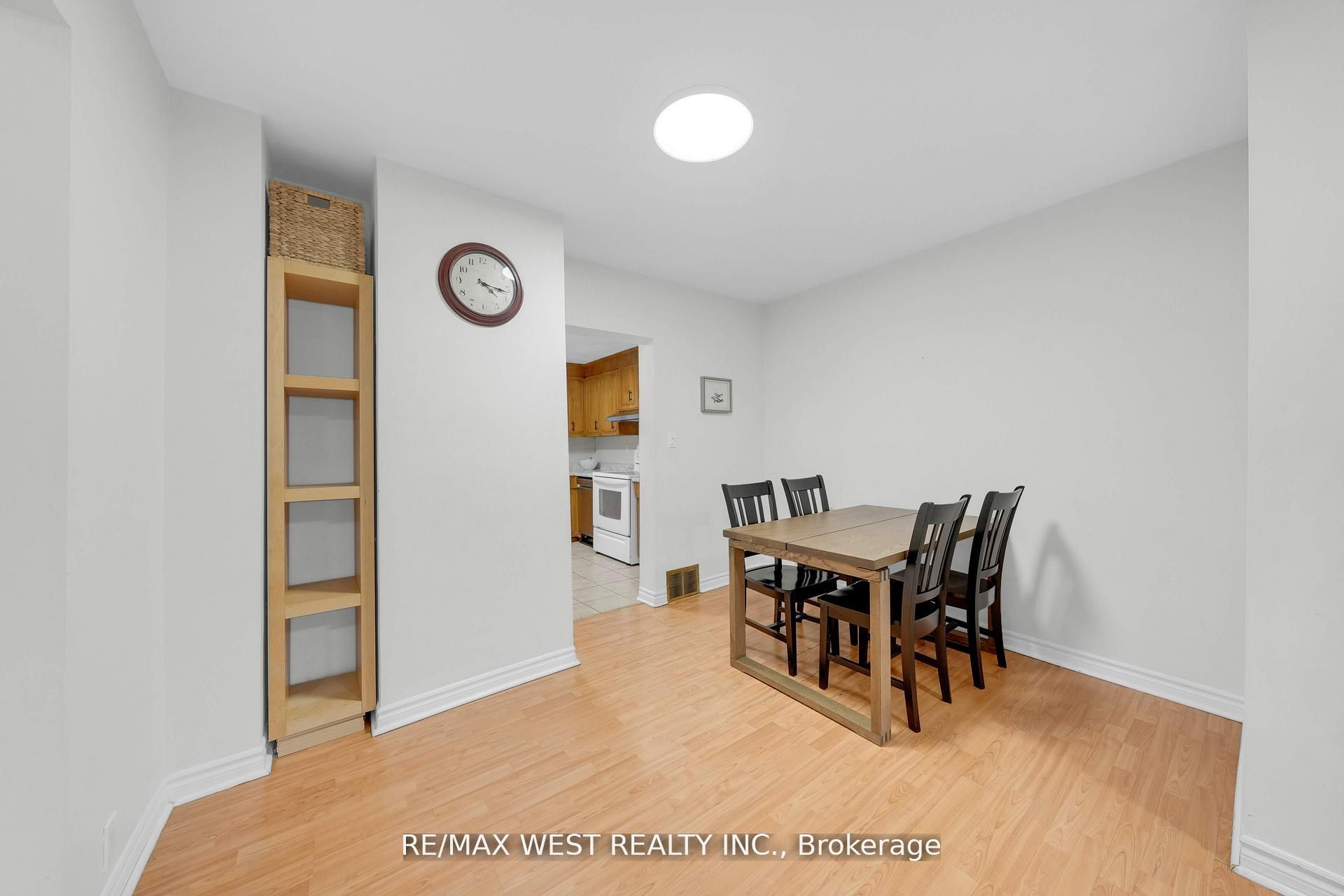 39 Frances Avenue