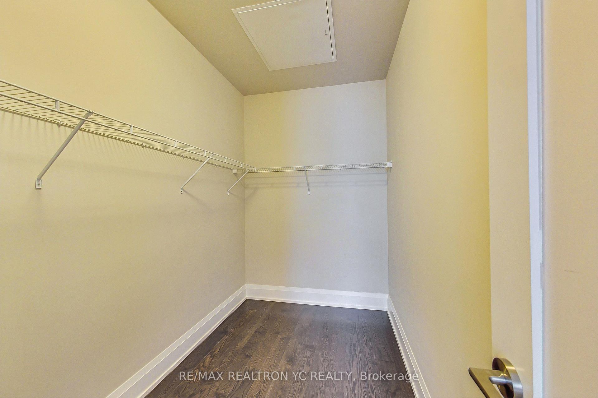 4 Bedrooms Condo at 2 Anndale, Toronto For sale