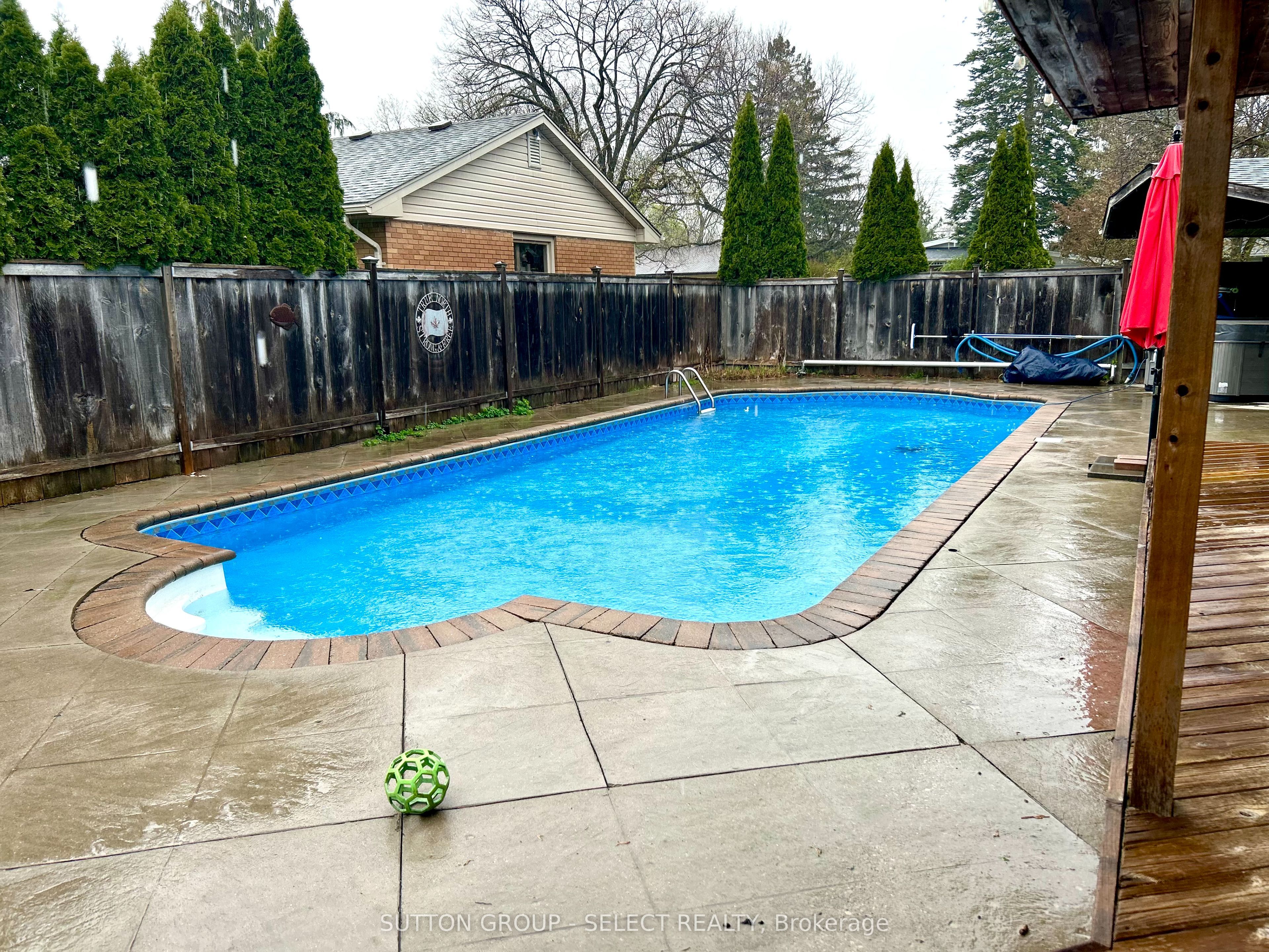 795 Headley Drive, London North, ON N6H 3V7
