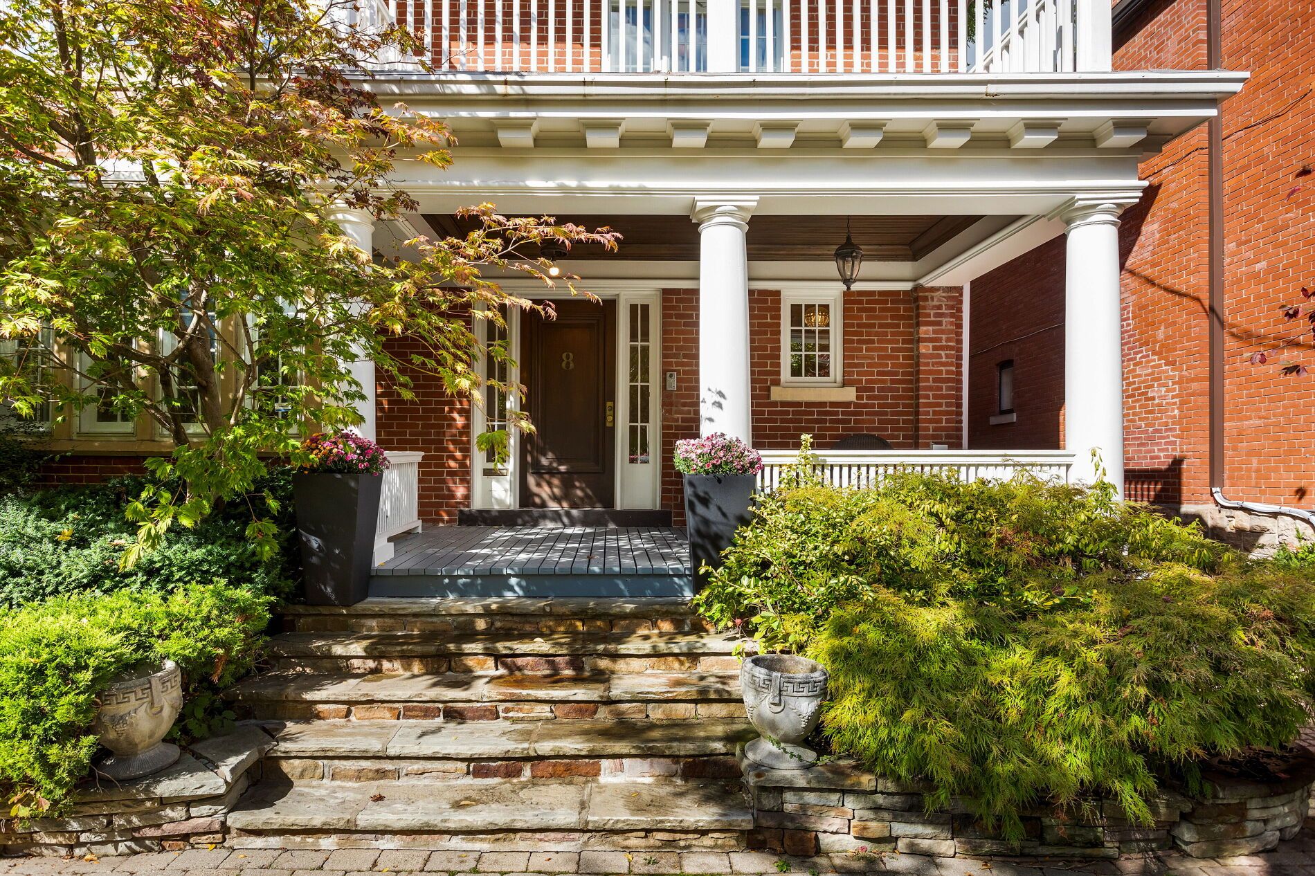 8 Binscarth Road