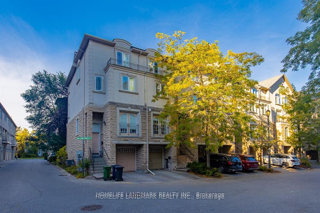 3 Bedrooms Condo at 4 William Poole, Toronto For sale