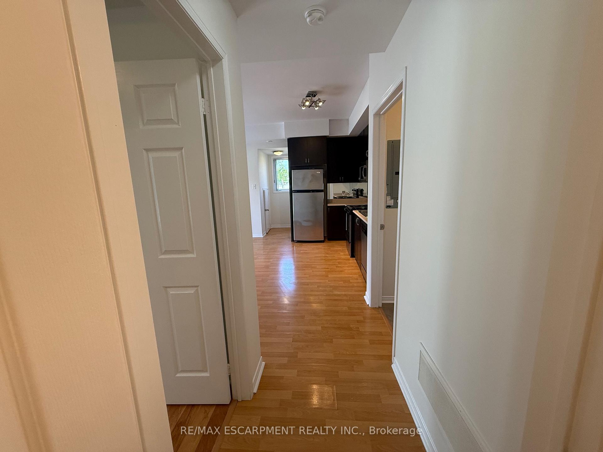 1 Bedroom Condo at 5055 Oscar Peterson, Mississauga For sale