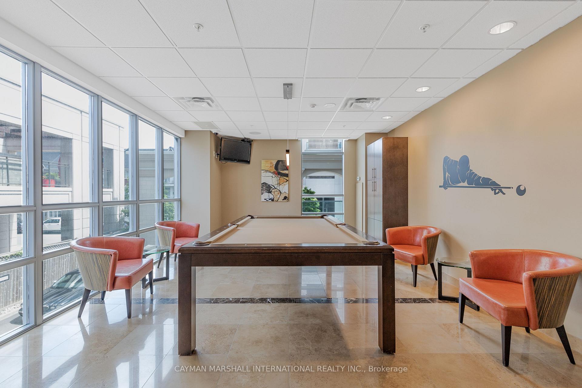 2 Bedrooms Condo at 360 Pearl, Burlington For sale
