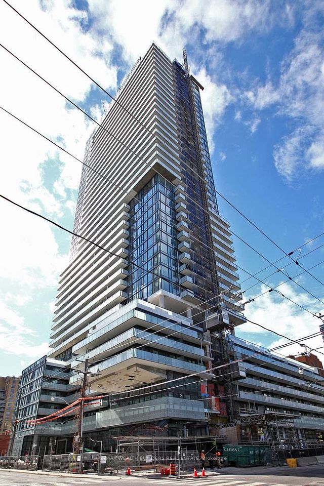 161 Roehampton