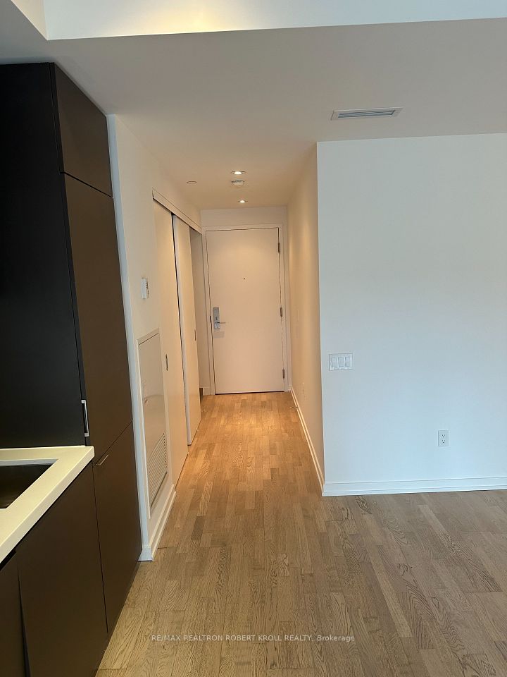 60 Colborne