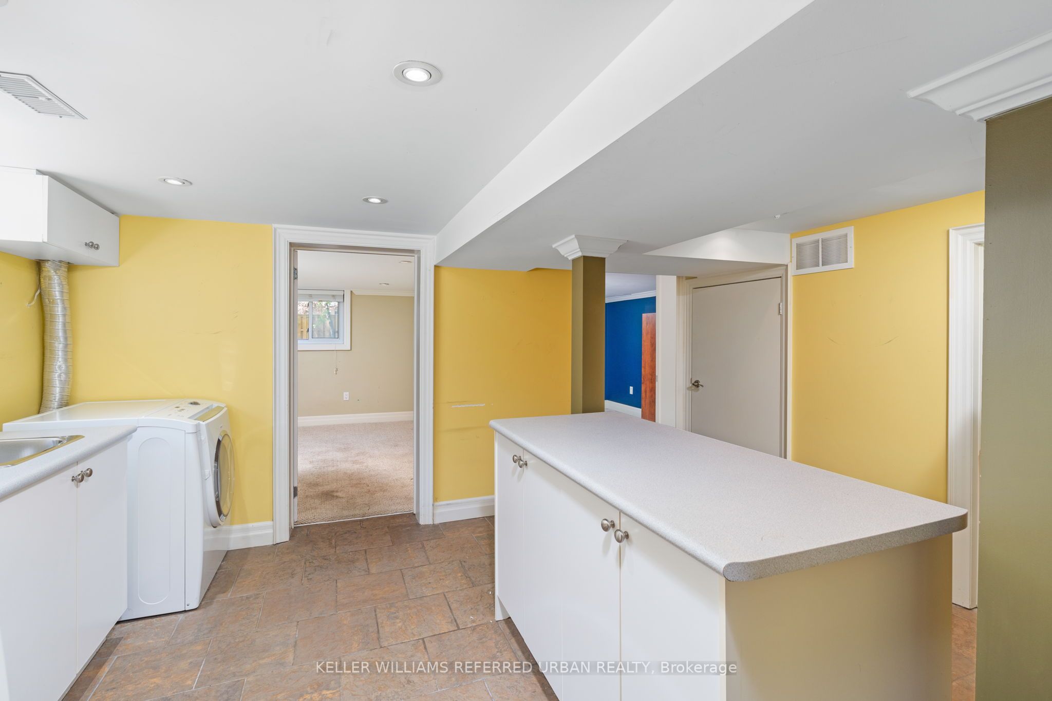 710 Pharmacy Avenue