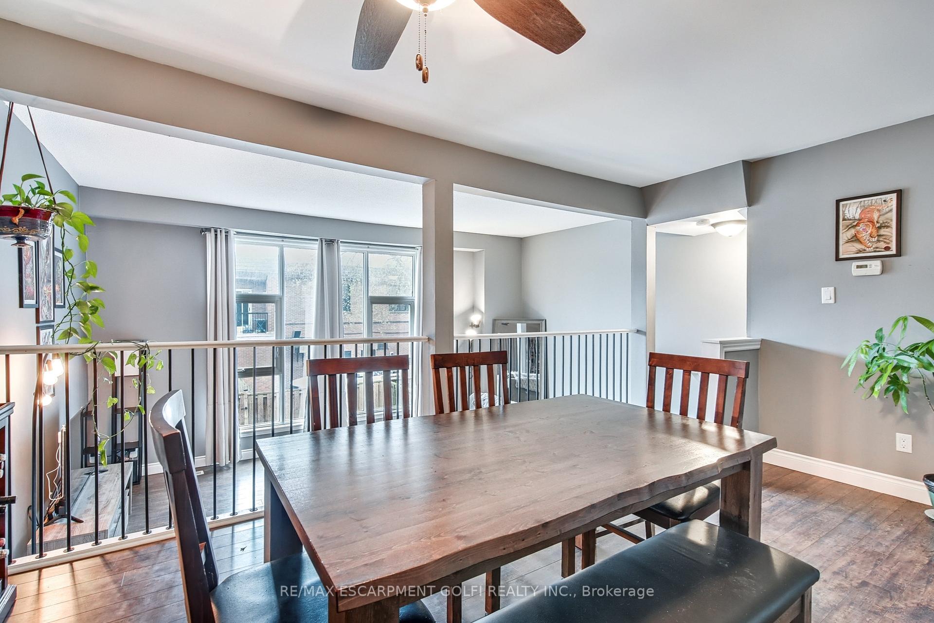 4 Bedrooms Condo at 23 WATSONS, Hamilton For sale