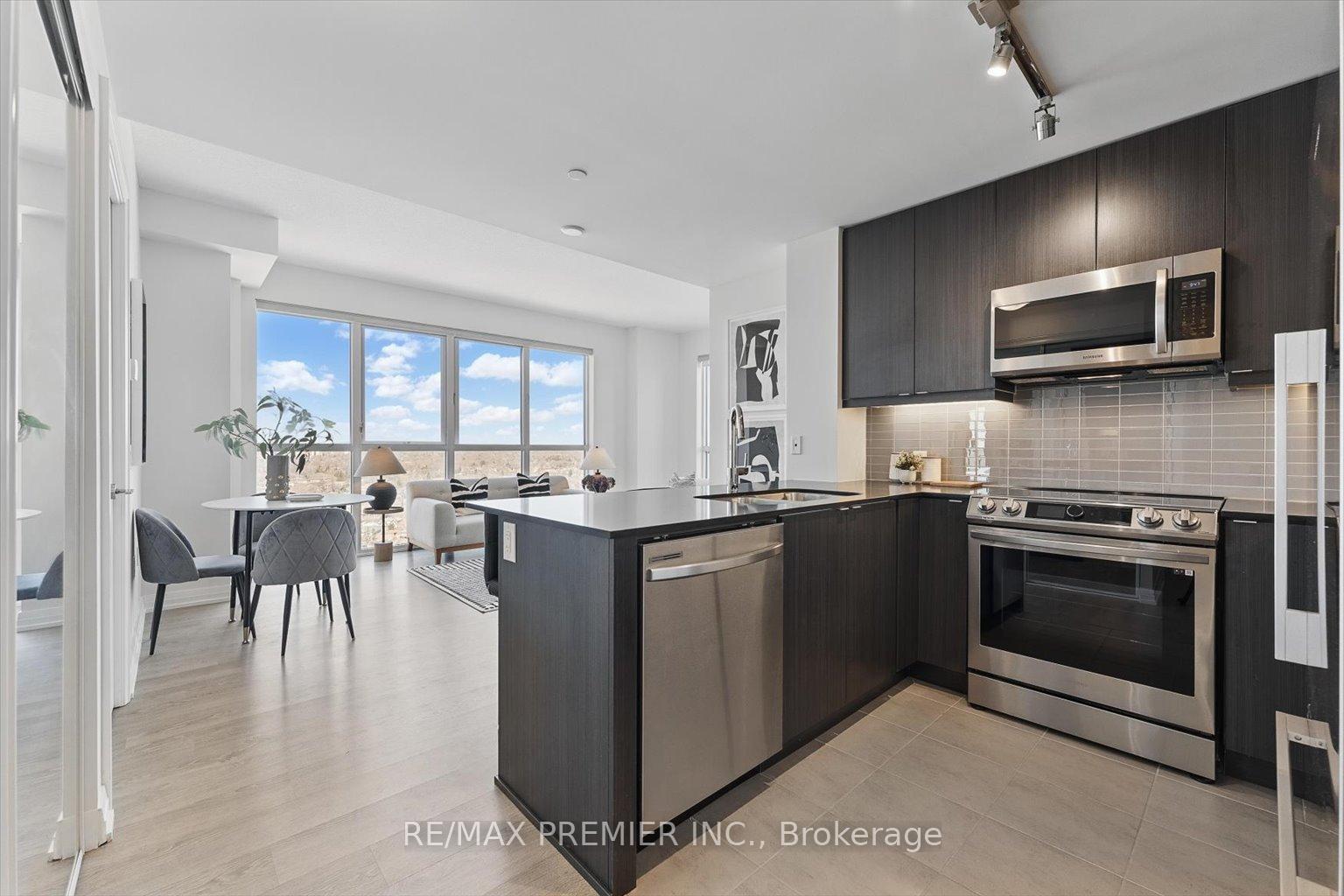 2 Bedrooms Condo at 50 Thomas Riley, Toronto For sale