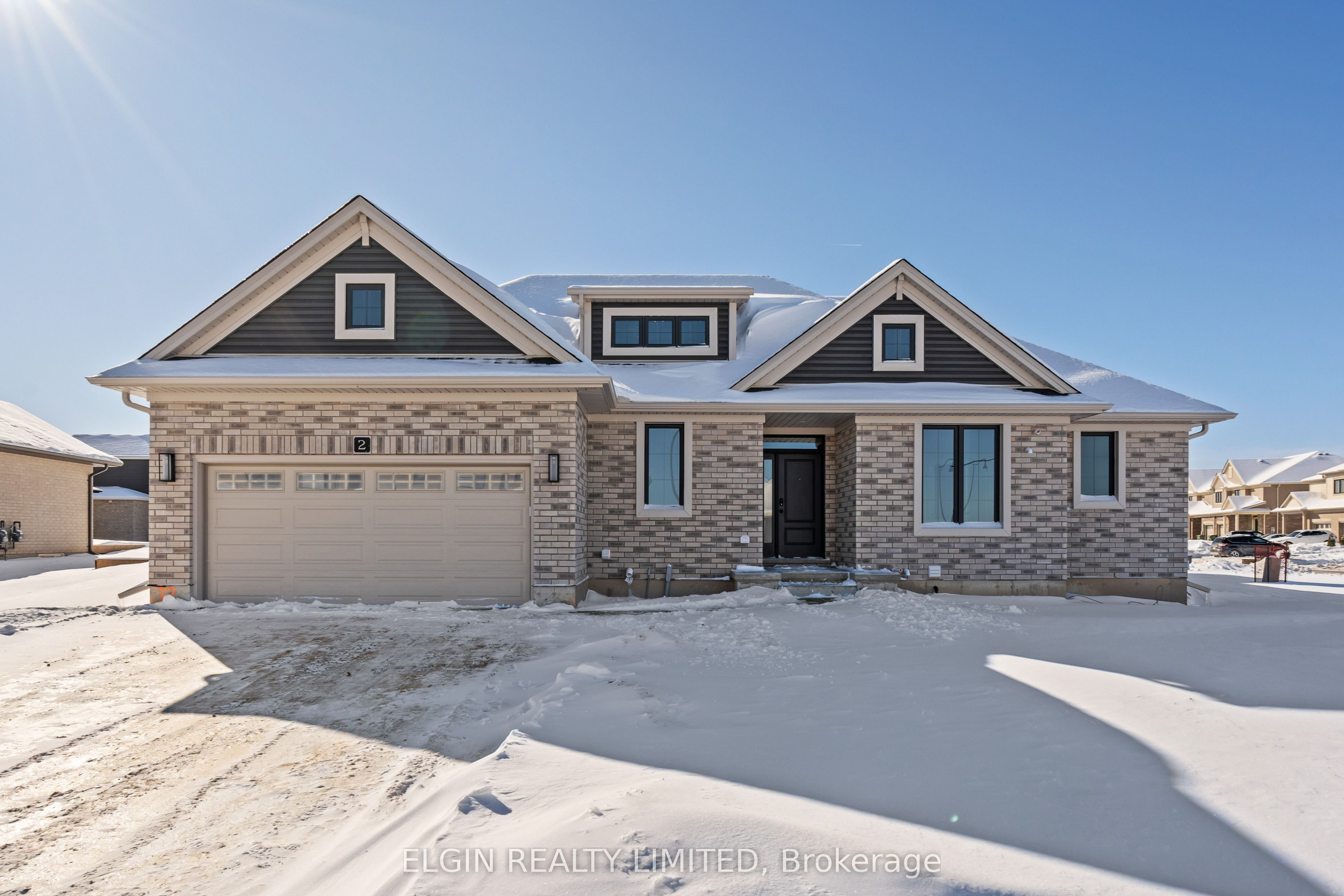 2 Evylean Court, St. Thomas, ON N5R 0P6
