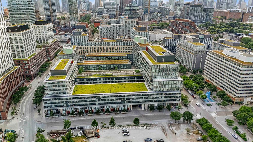 3 Bedrooms Condo at 35 Rolling Mills, Toronto For sale