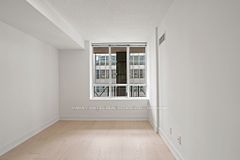 140 Simcoe Street 1412