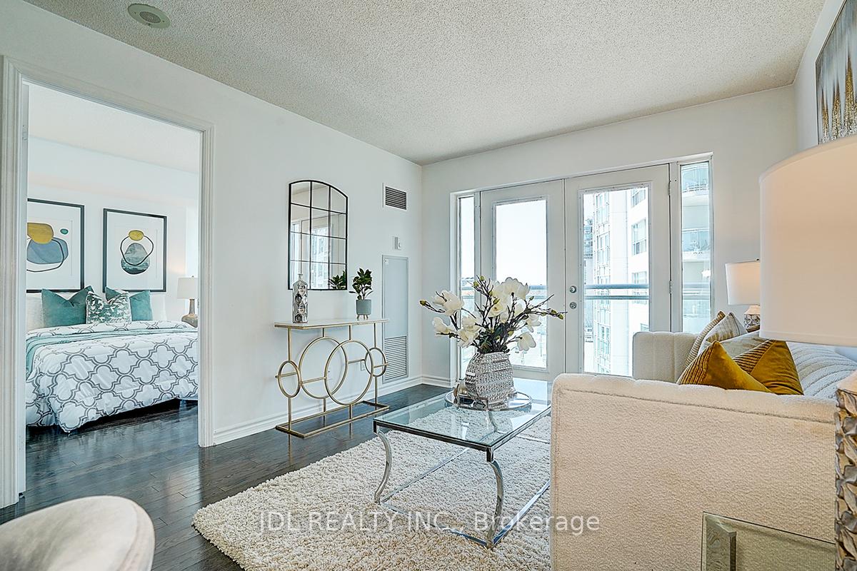 1 Bedroom Condo at 600 Queens, Toronto For sale