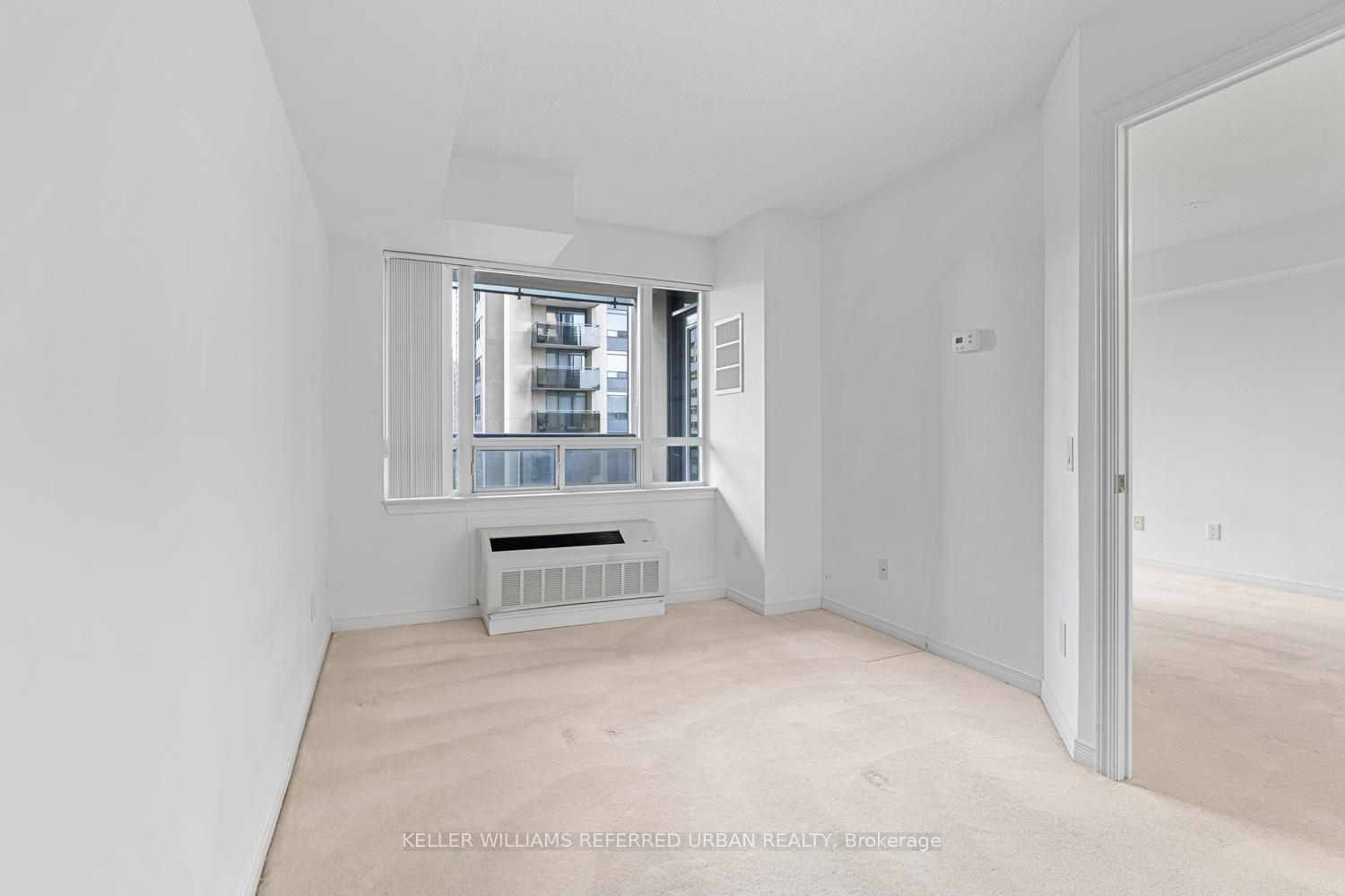 1 Bedroom Condo at 155 Beecroft, Toronto For sale