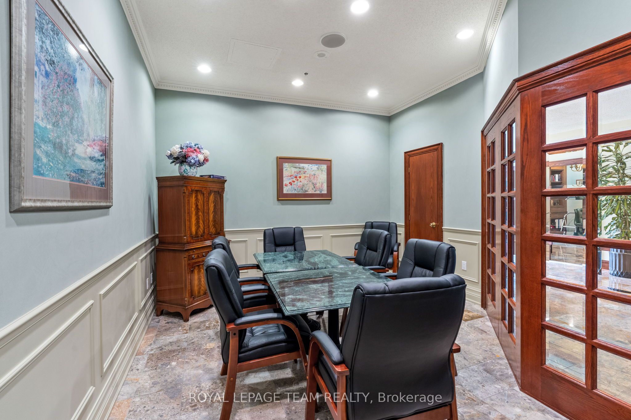 1480 Riverside Drive, #407