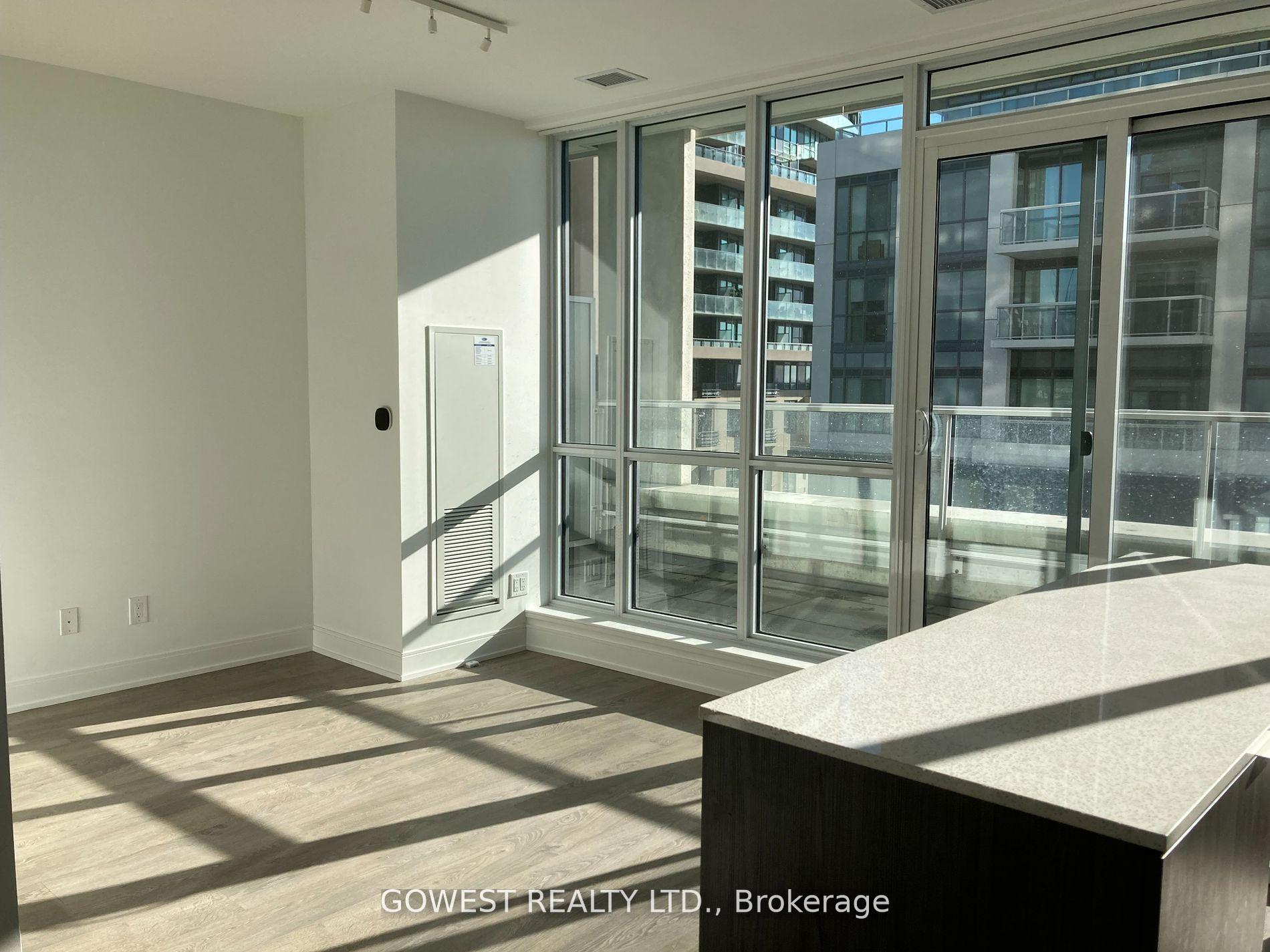 2 Bedrooms Condo at 70 Annie Craig,  Toronto For sale