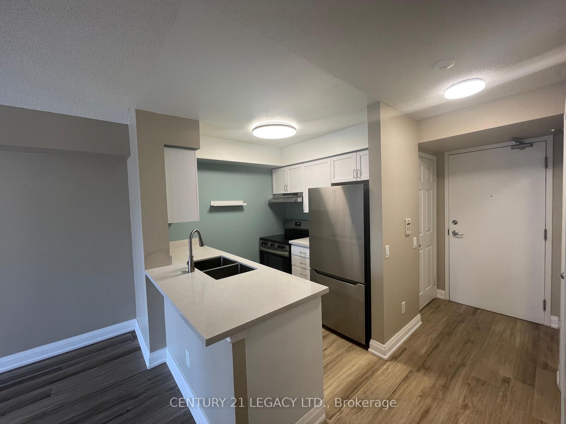 1 Bedroom Condo at 155 Beecroft, Toronto For sale