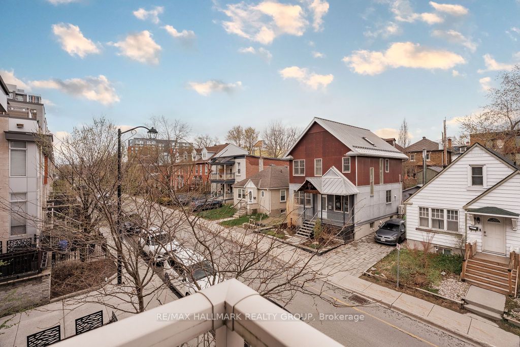 48 Holmwood Avenue, #12