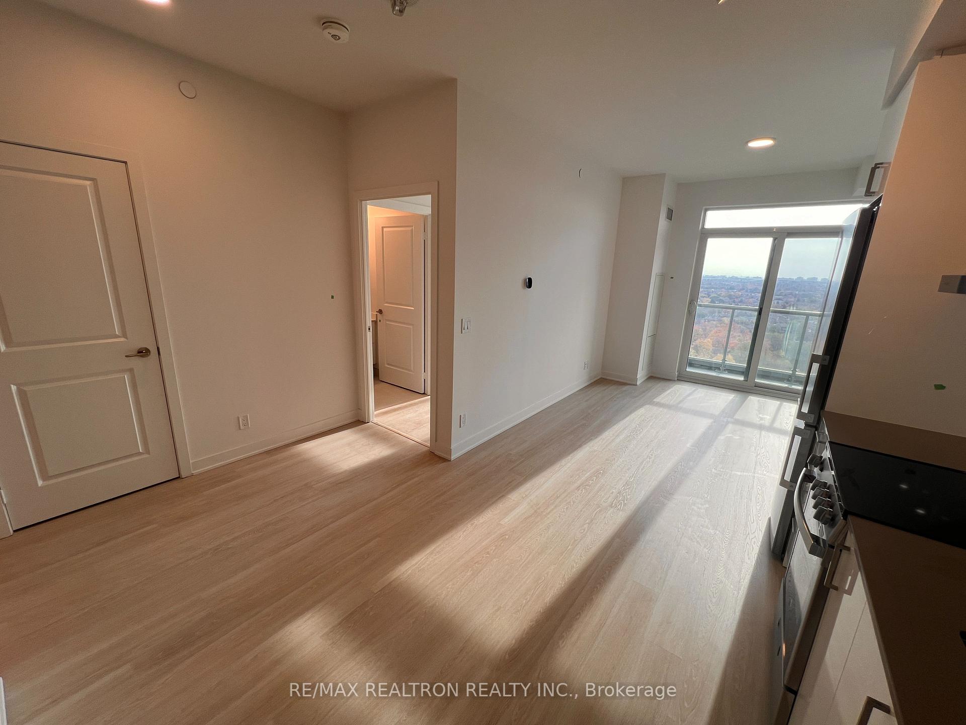 2 Bedrooms Co-op at 30 Upper Mall,  Vaughan For sale