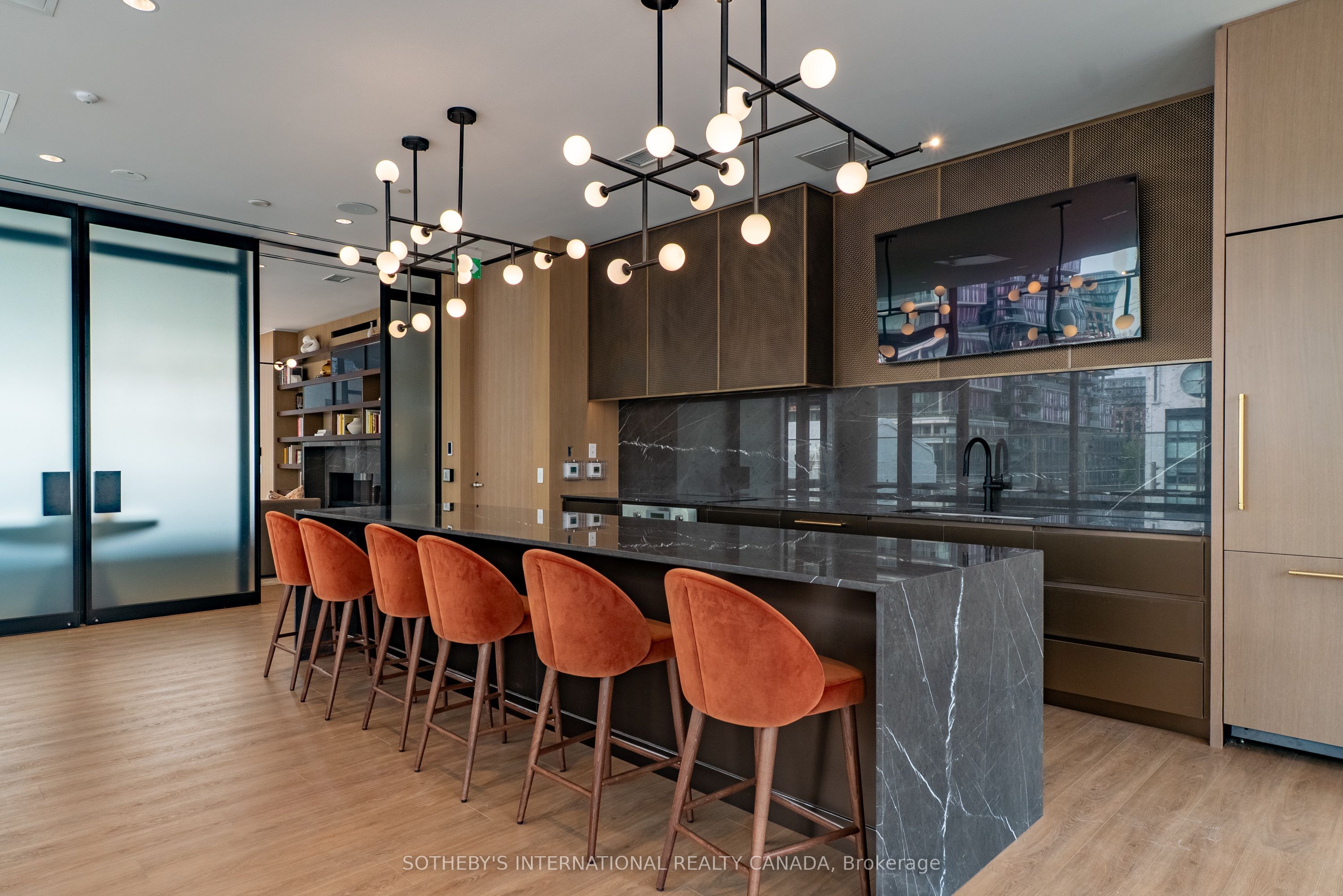 88 Bathurst Street, #622