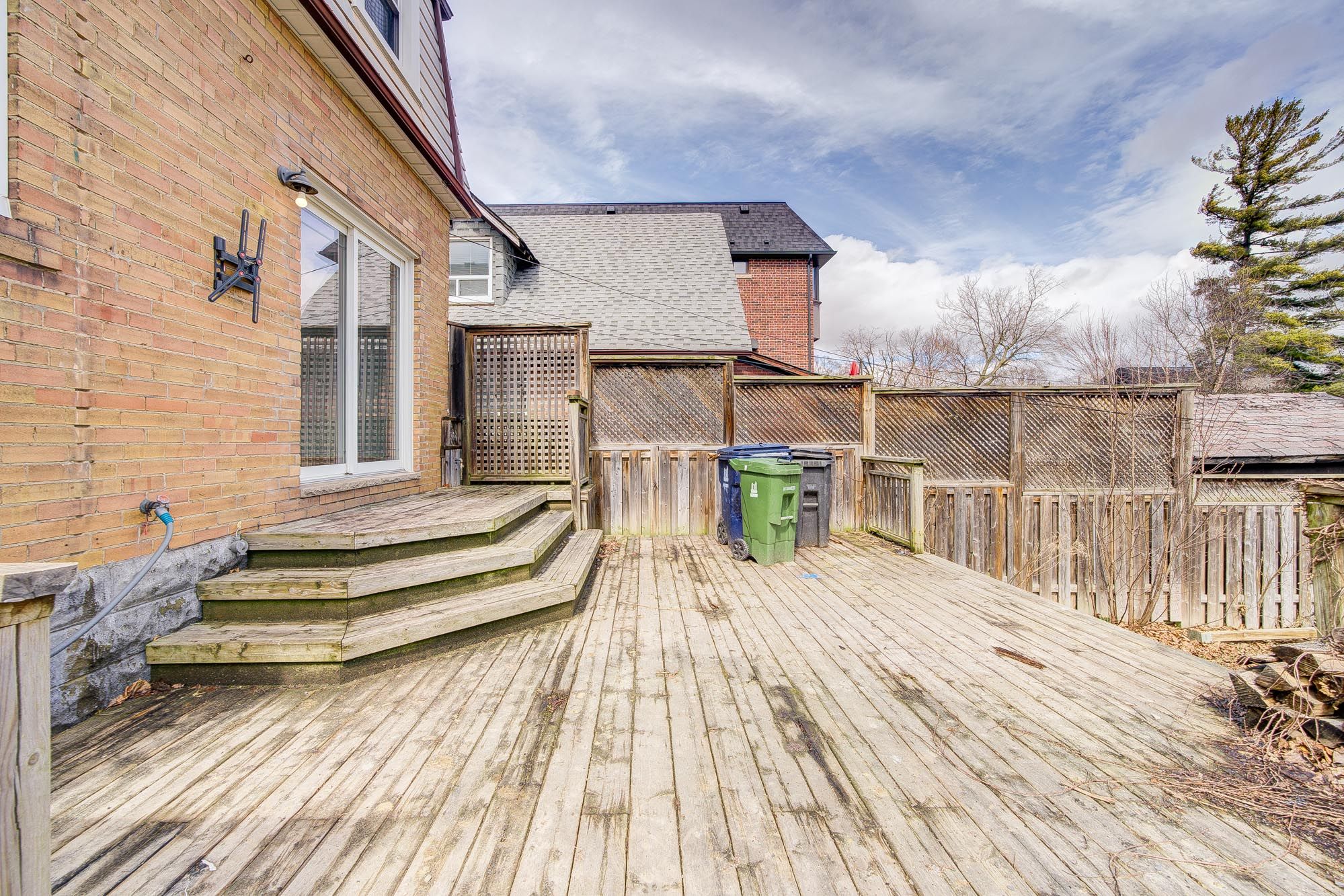 441 Winnett Avenue