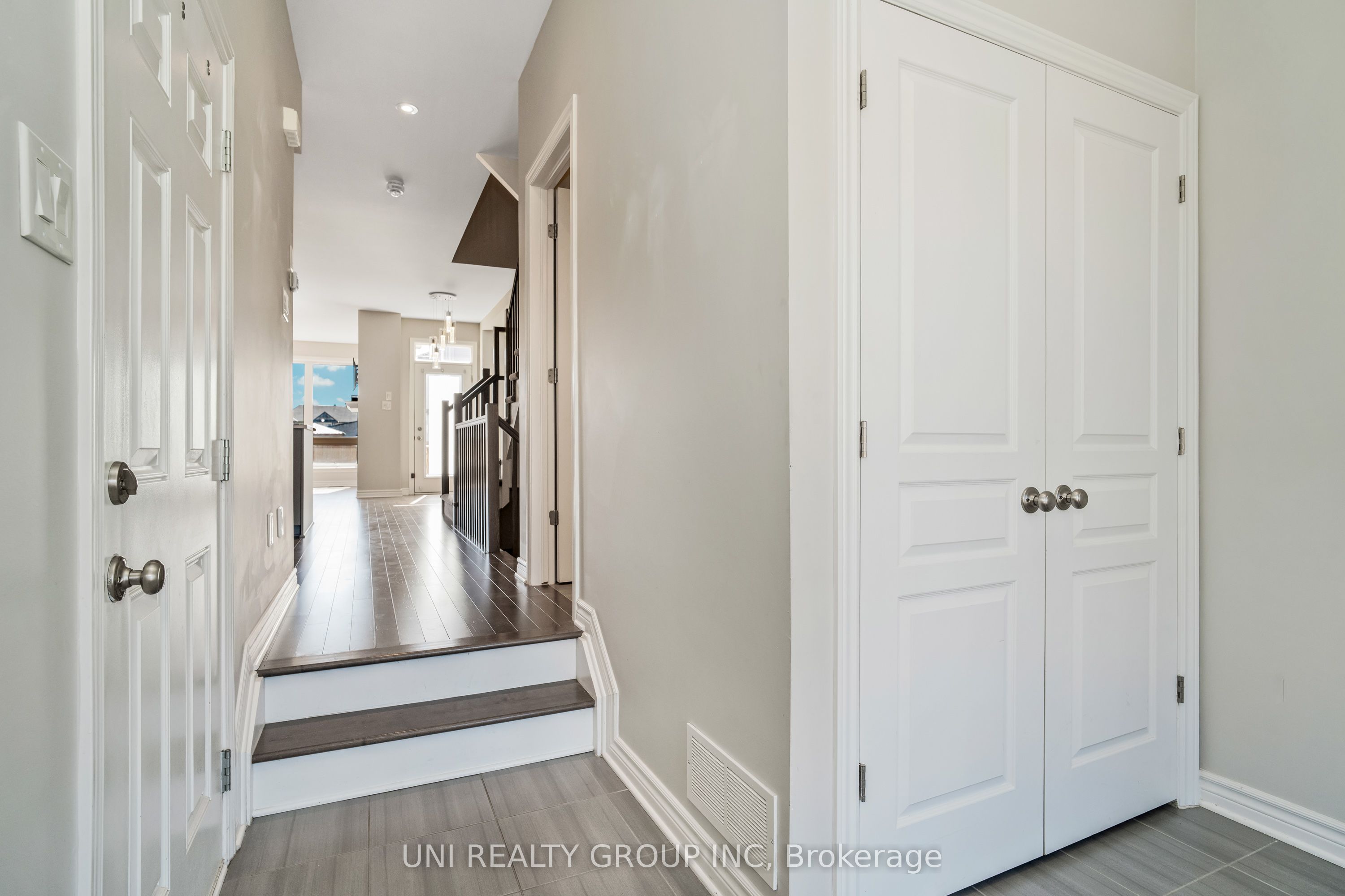 525 Markdale Terrace