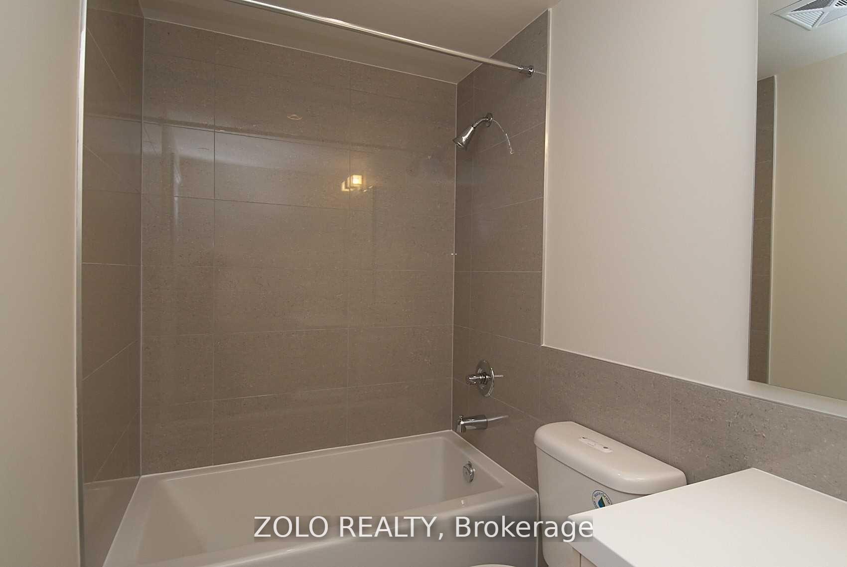 2 Bedrooms Condo at 2 Old Mill, Toronto For sale