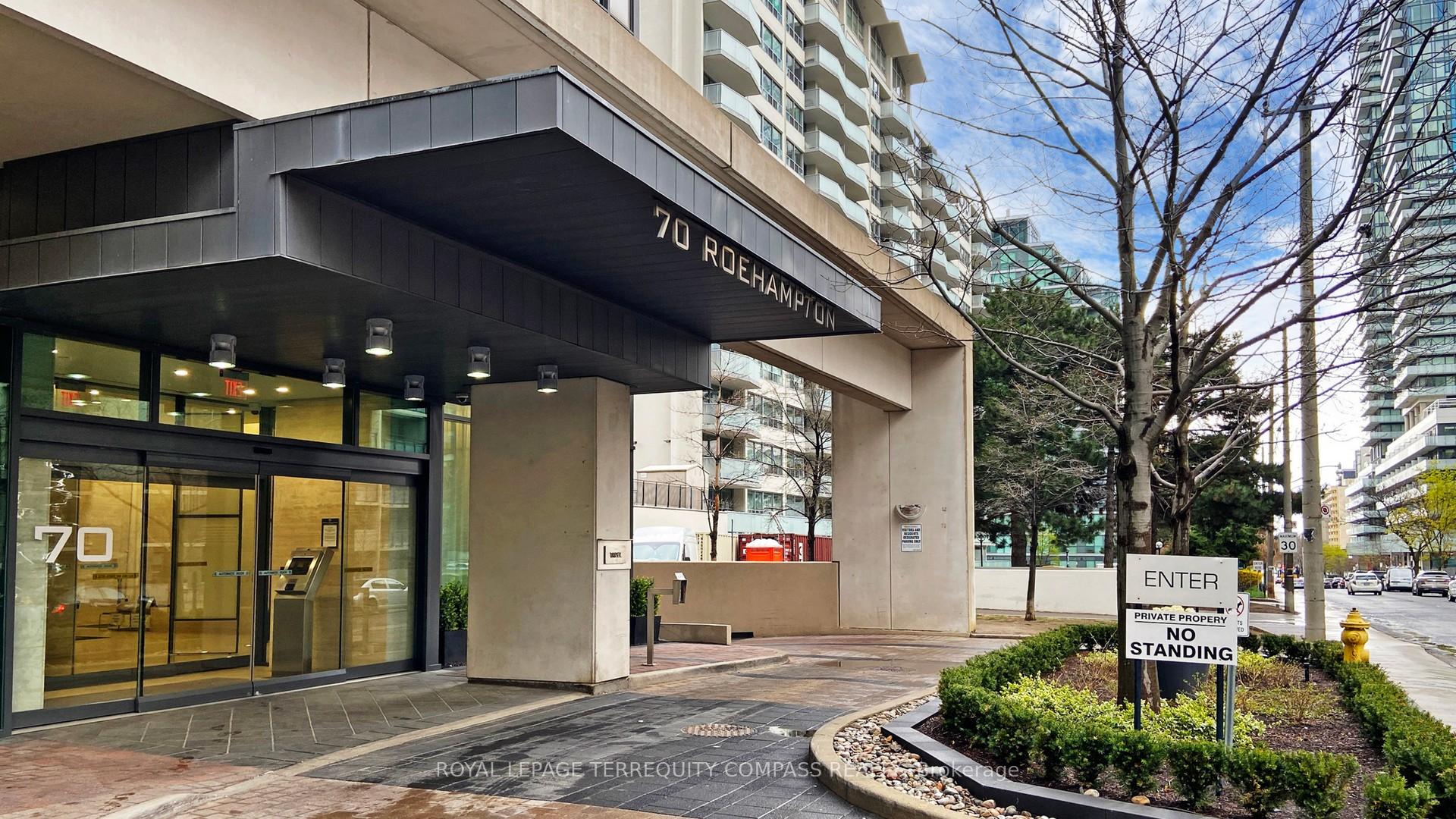 2 Bedrooms Condo at 70 Roehampton,  Toronto For sale