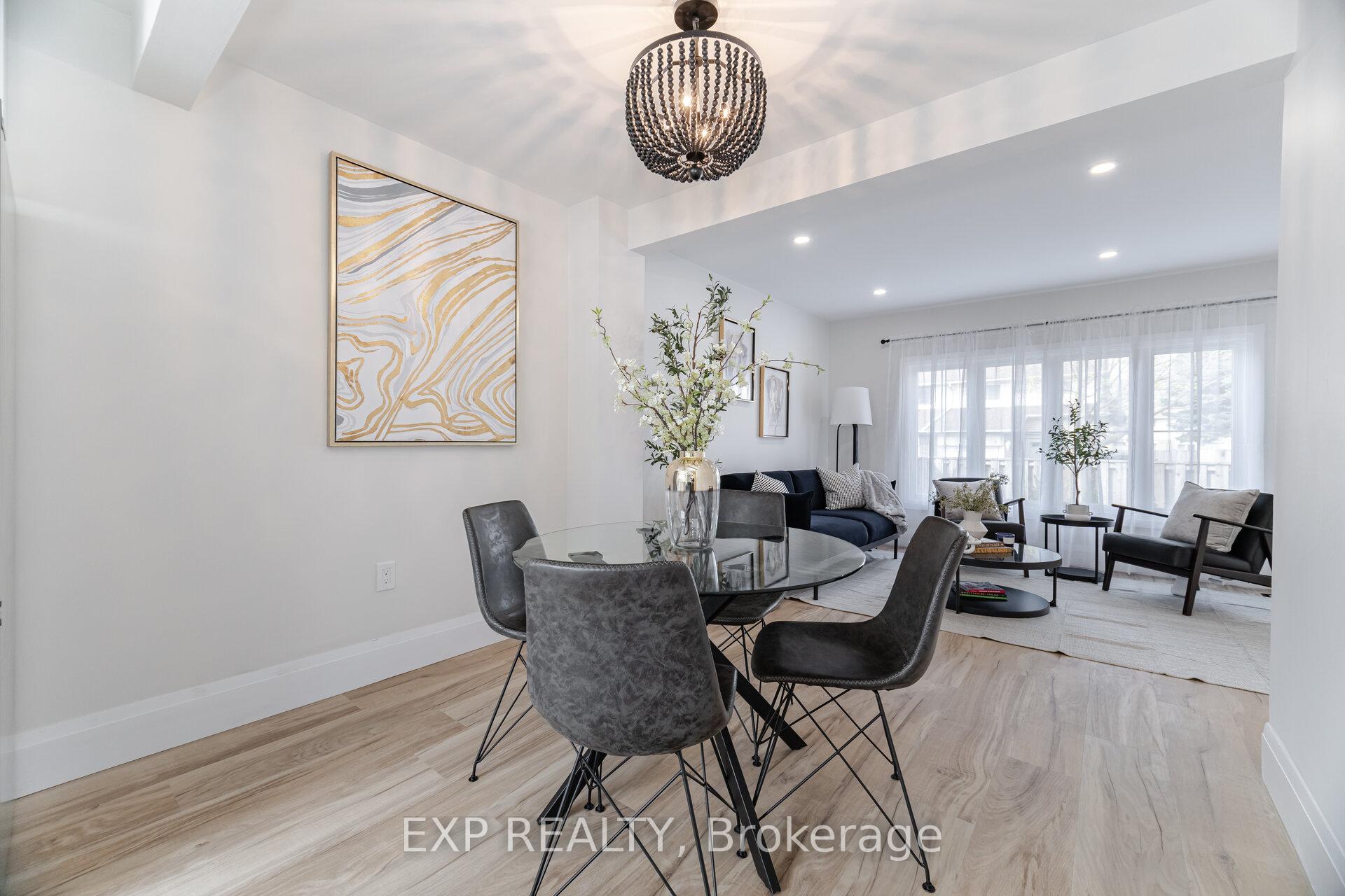 3 Bedrooms Condo at 120 Quigley, Hamilton For sale