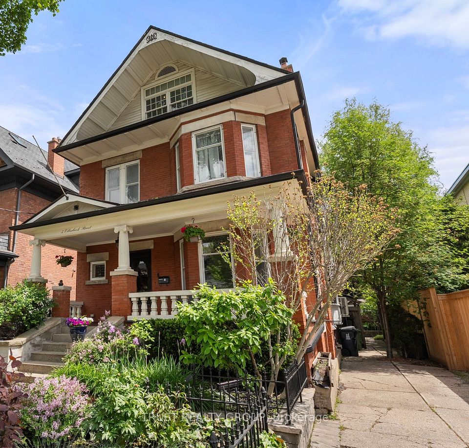 5 Ellerbeck Street, Toronto, ON M4K 2T6