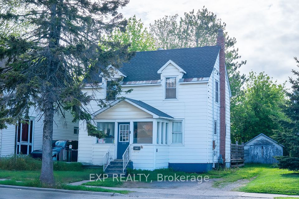 240 Huron Street, Sault Ste Marie, ON P6A 1R5