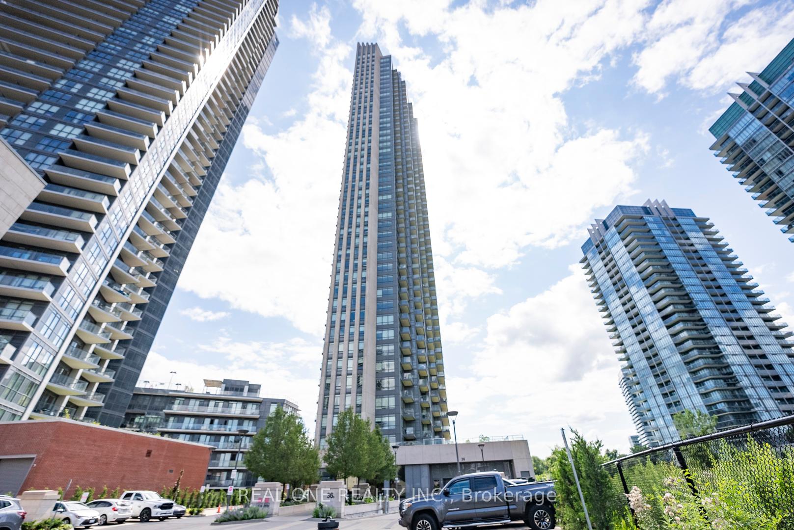 1 Bedroom Condo at 36 Park Lawn, Toronto For sale