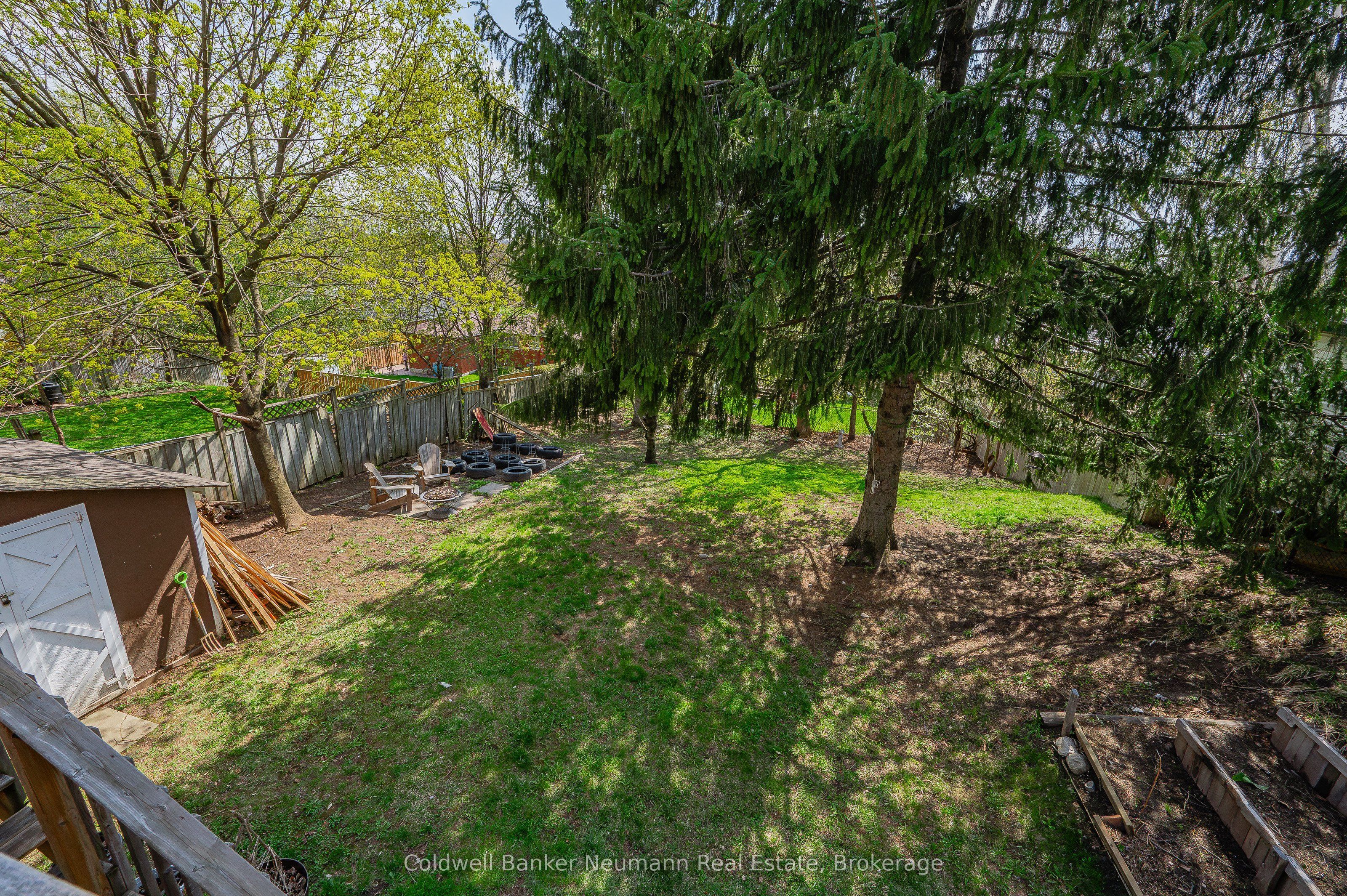 56 Ridgewood Avenue, Guelph, ON N1H 6C5