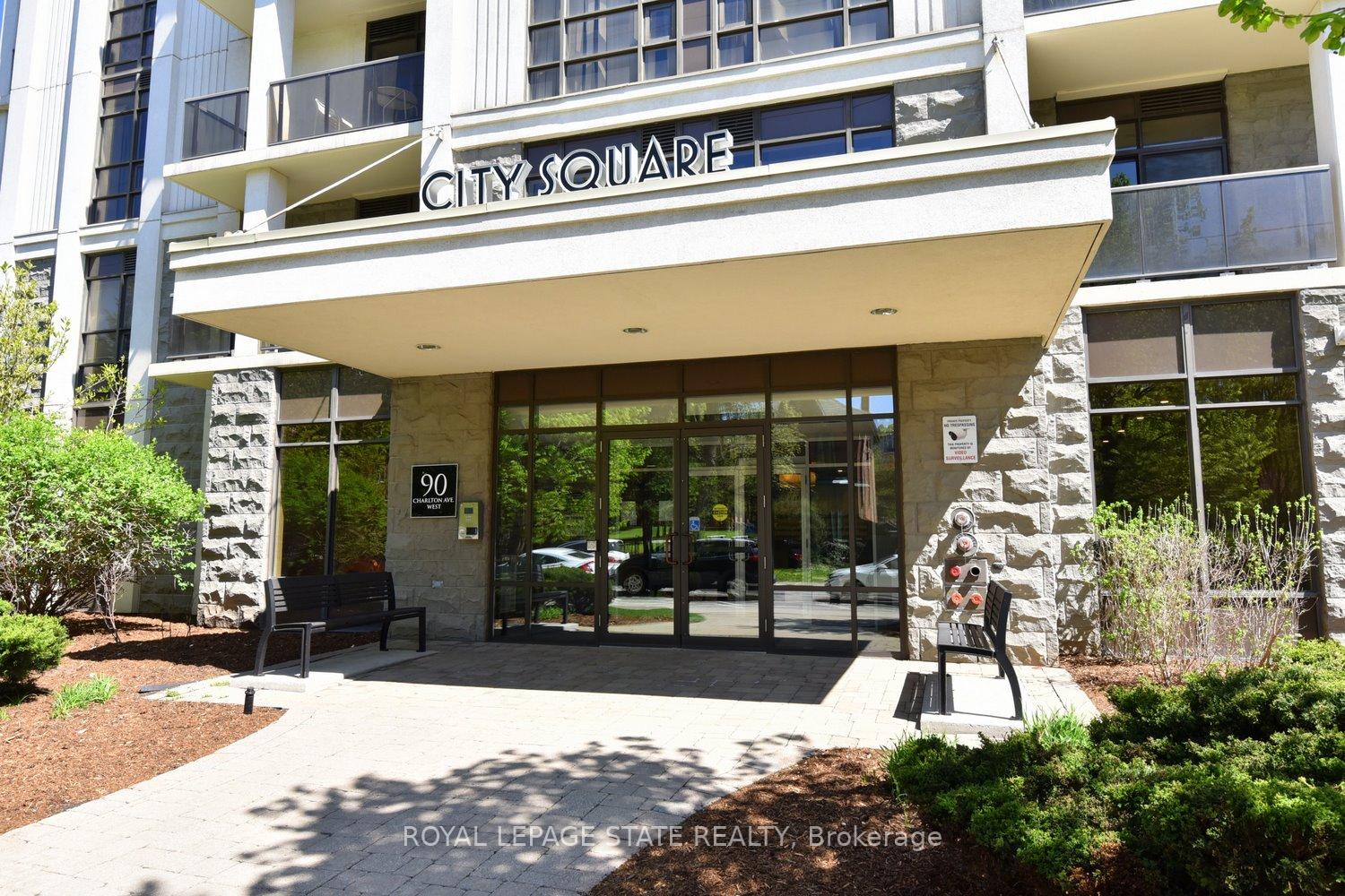 2 Bedrooms Condo at 90 Charlton, Hamilton For sale