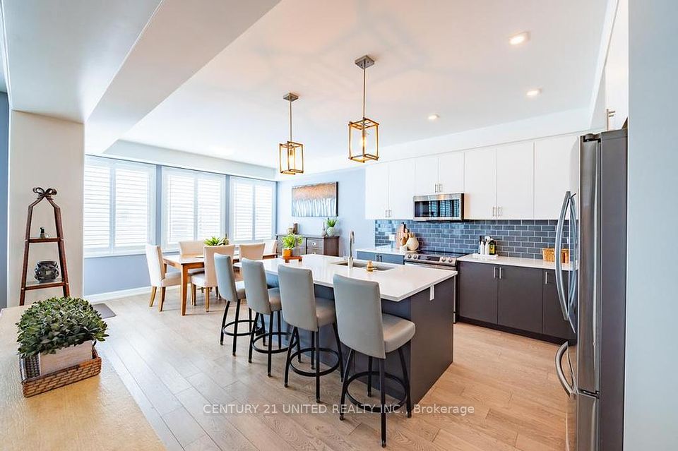 531 Clayton Avenue, Peterborough North, ON K9K 0G3