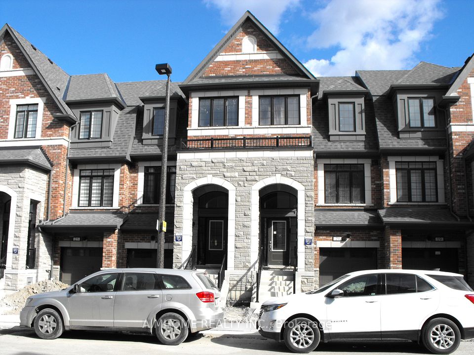21 Calloway Way, Whitby, ON L1N 0N9