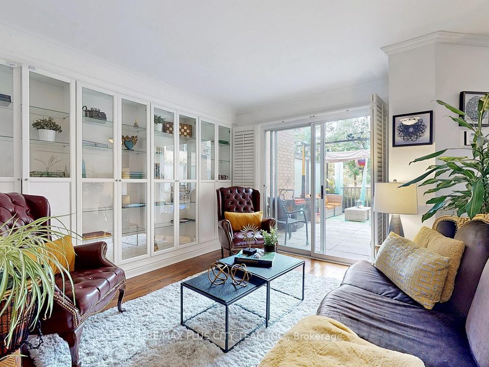60 Homewood