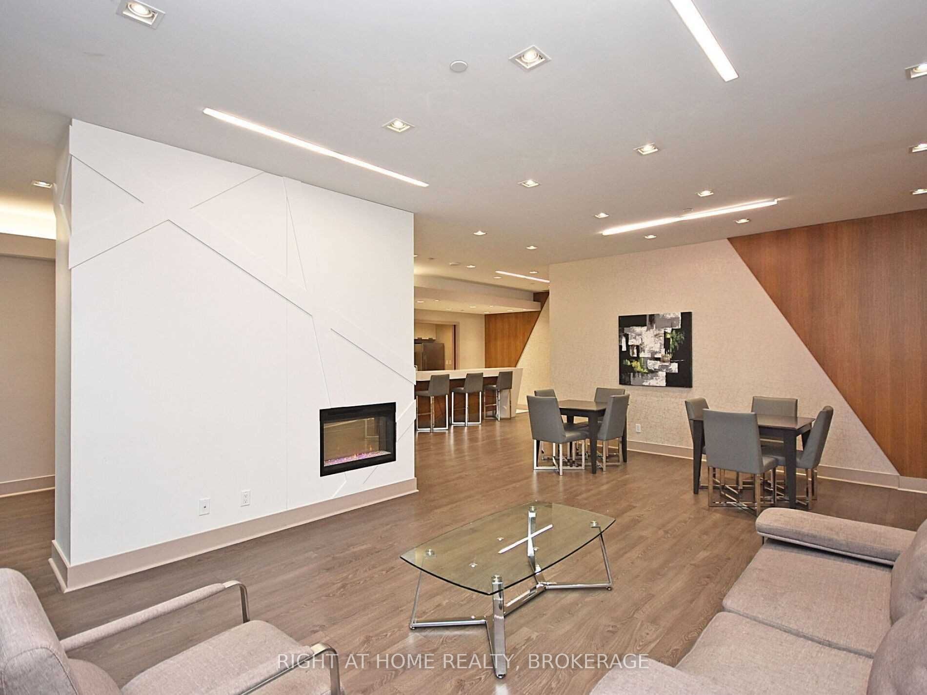 75 Eglinton Ave W Avenue, #1705