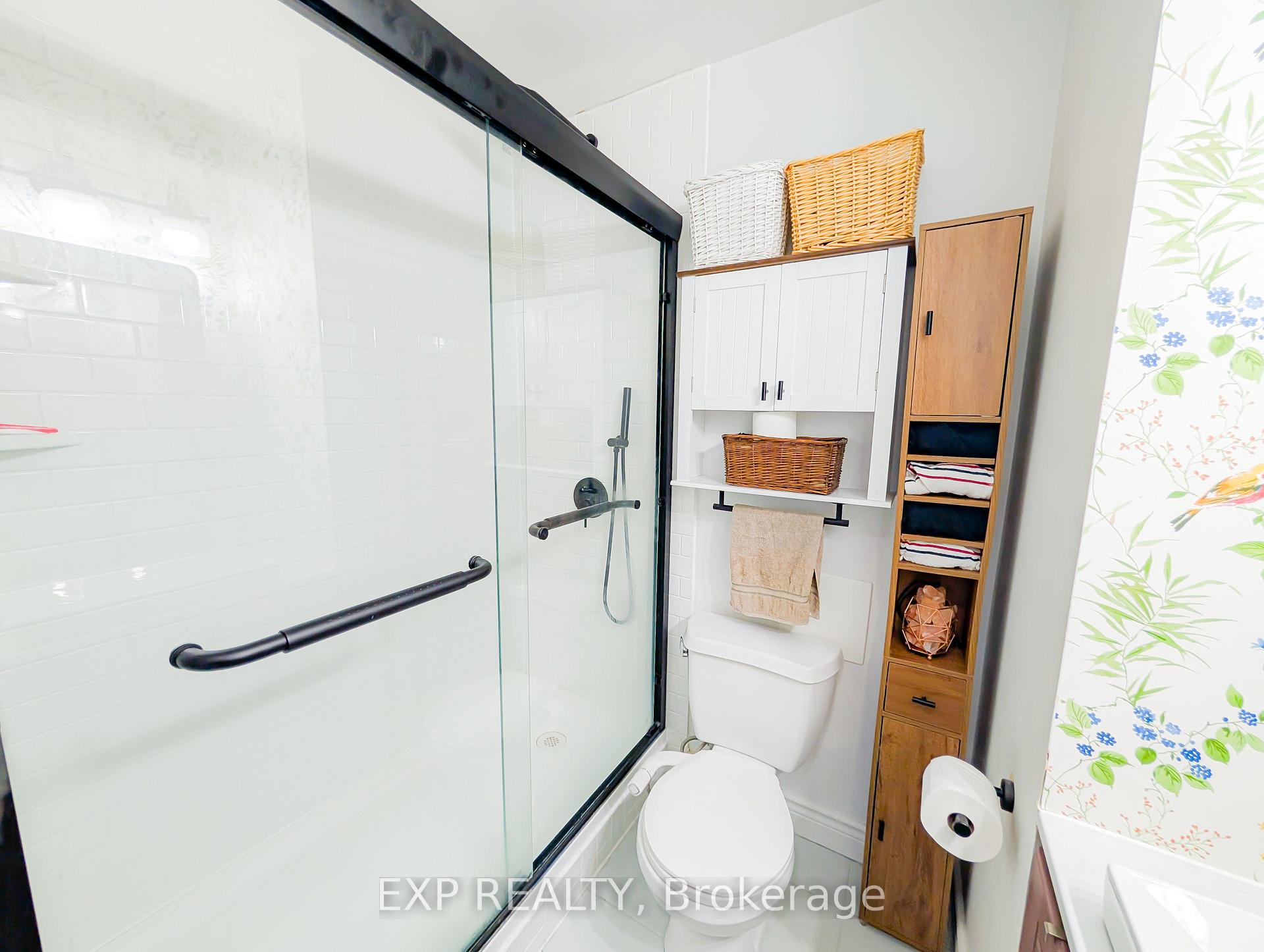 2 Bedrooms Condo at 2464 Weston, Toronto For sale