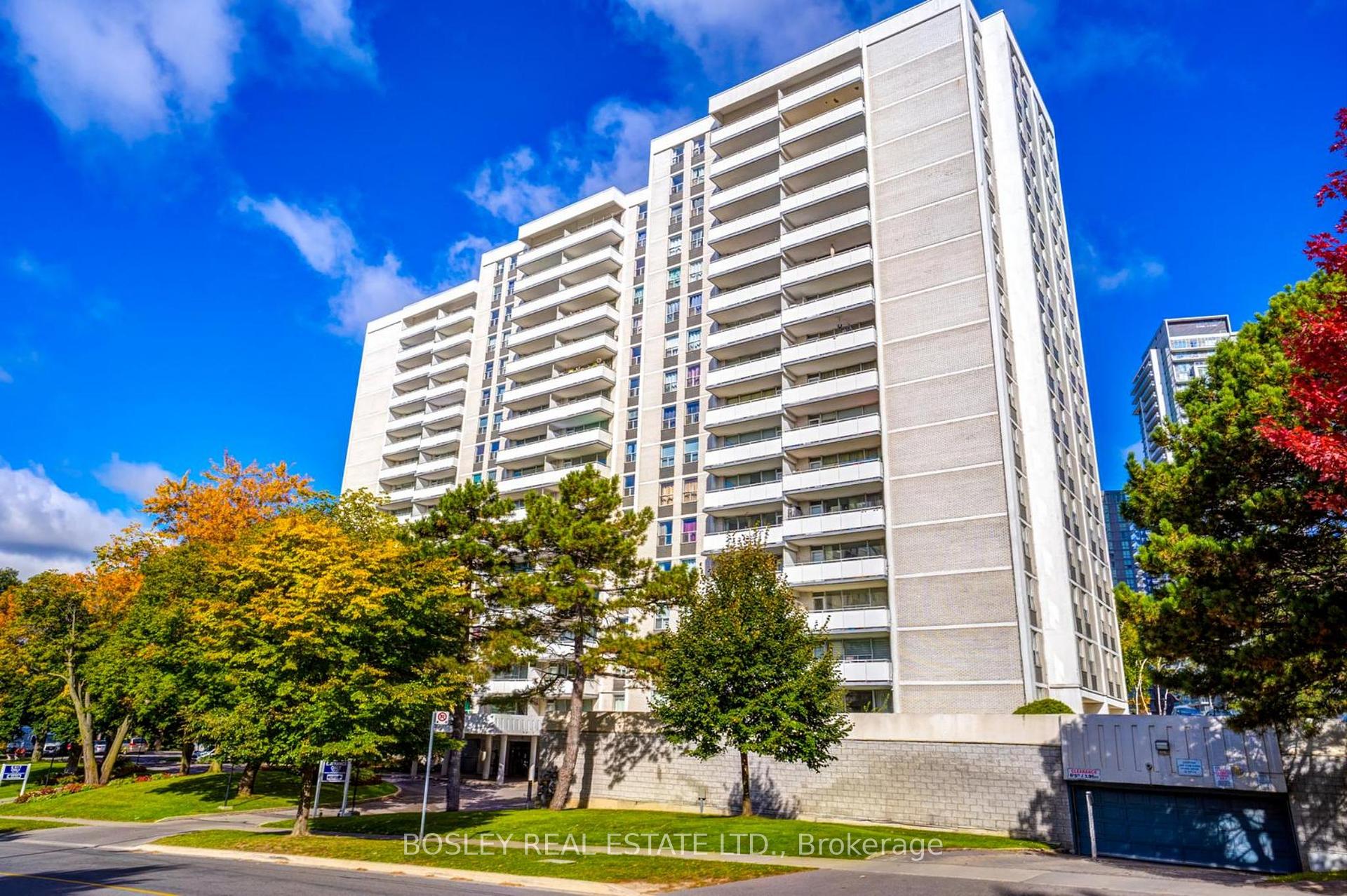 2 Bedrooms Condo at 10 Parkway Forest, Toronto For sale