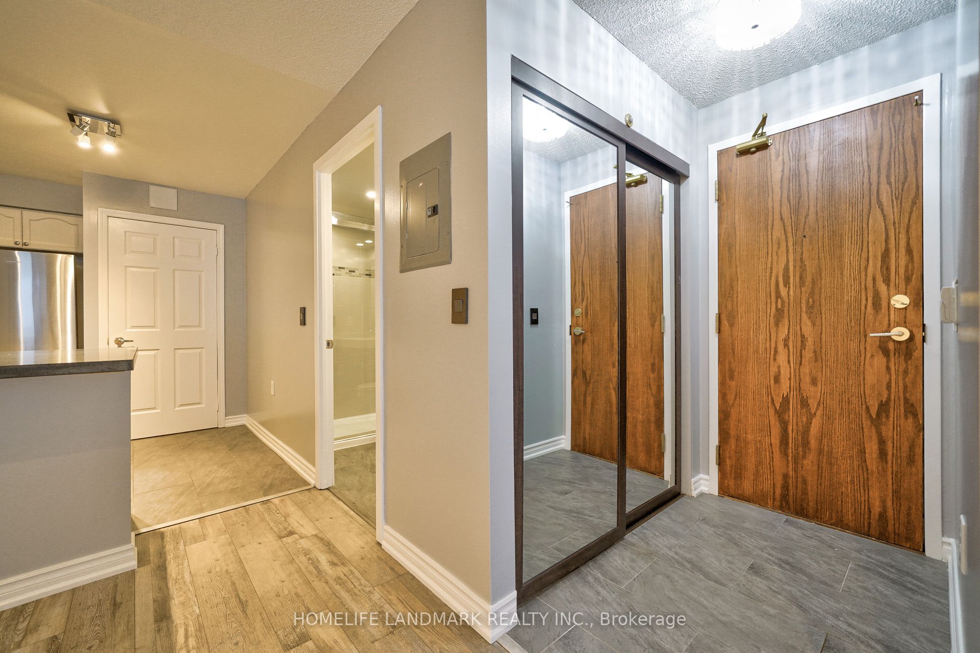 #216 - 26 Olive Avenue, Toronto, ON M2N 7G7