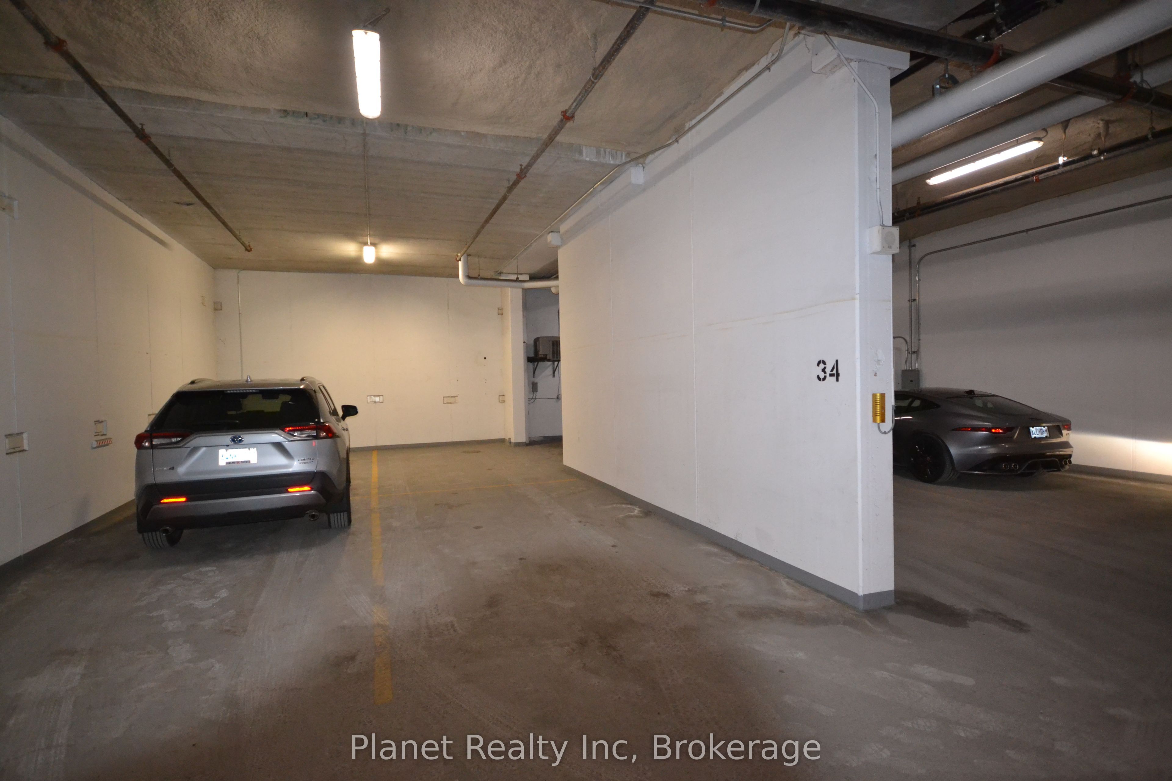 160 Macdonell Street, #906
