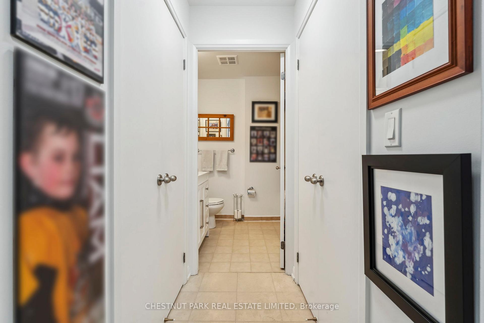 3 Bedrooms Condo at 11 Soho, Toronto For sale