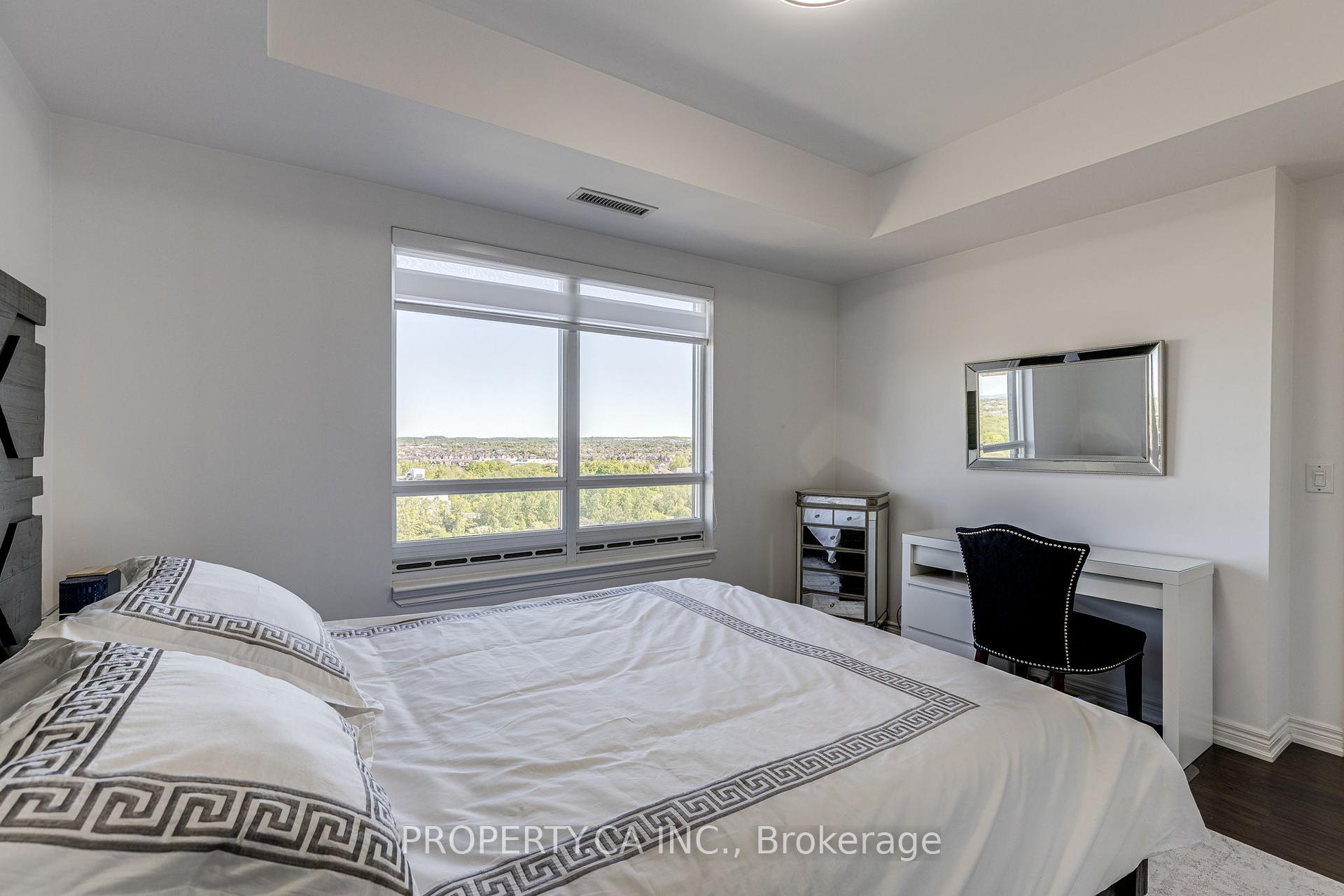 2 Bedrooms Condo at 9245 Jane, Vaughan For sale