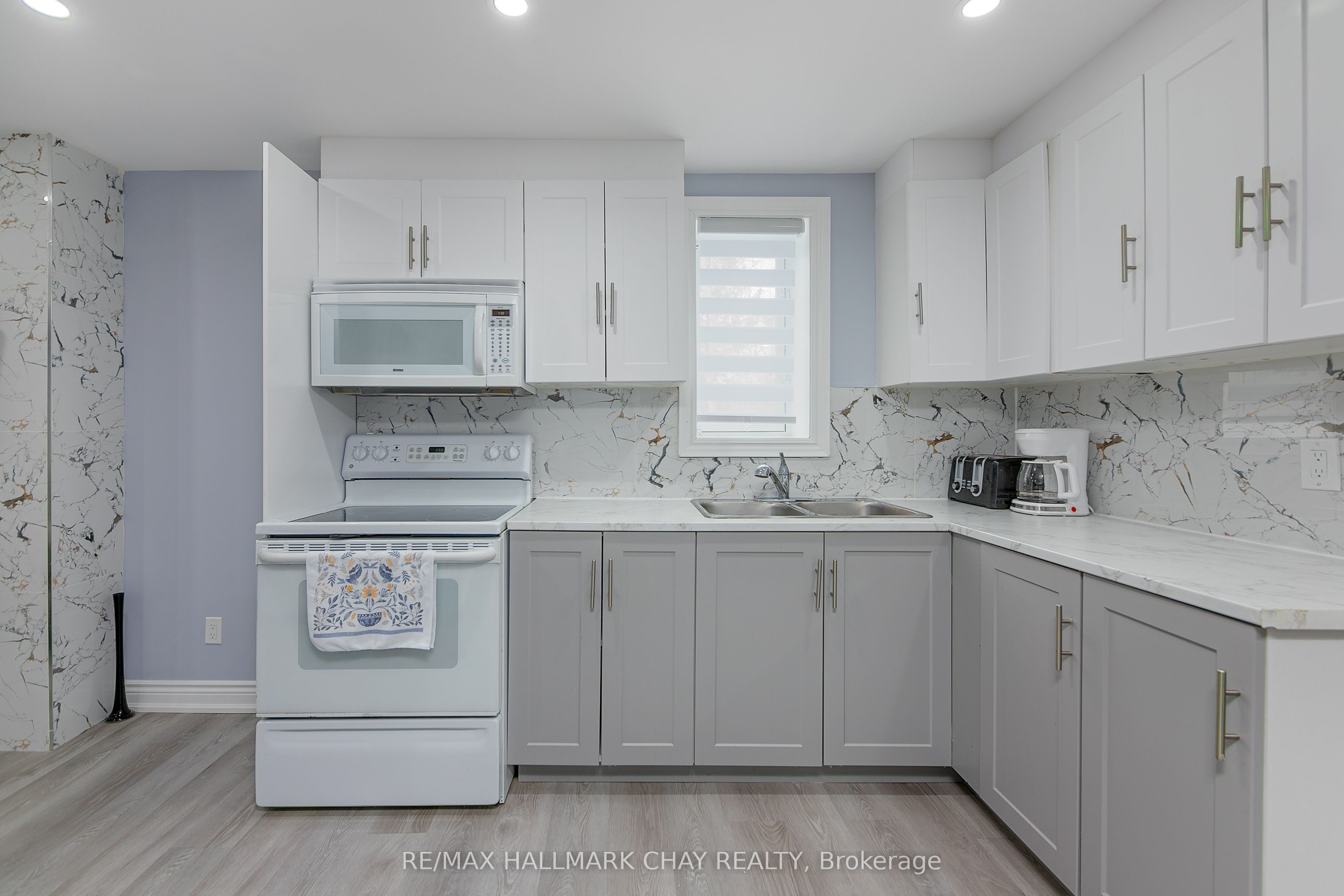 896 John Street, #B1
