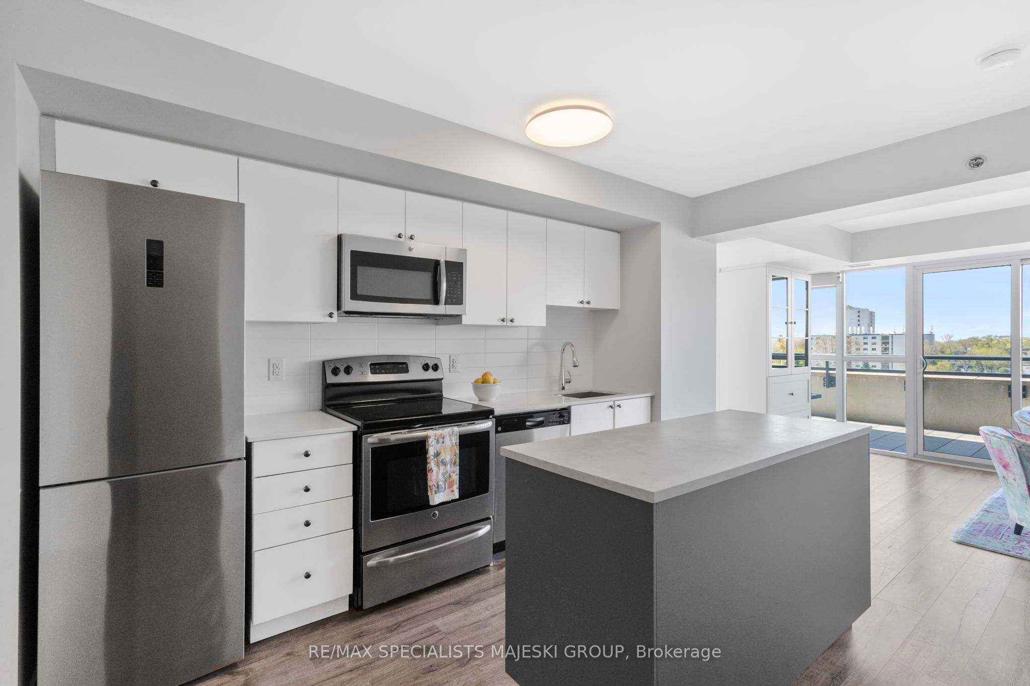 11 Superior Avenue, #706