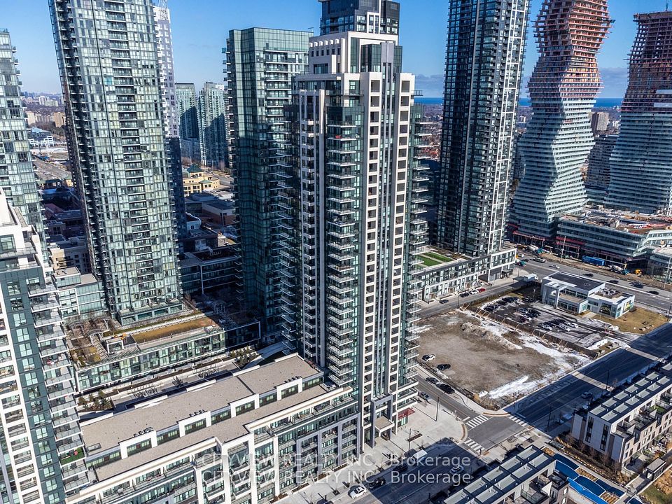 4055 Parkside Village