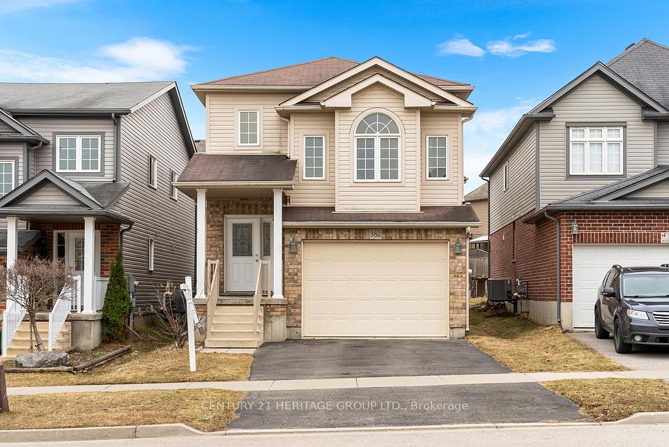 382 Woodbine